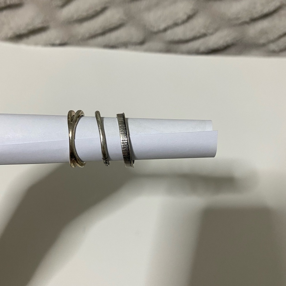 3 Rings (Wear Felicity) - Picture 5 of 7